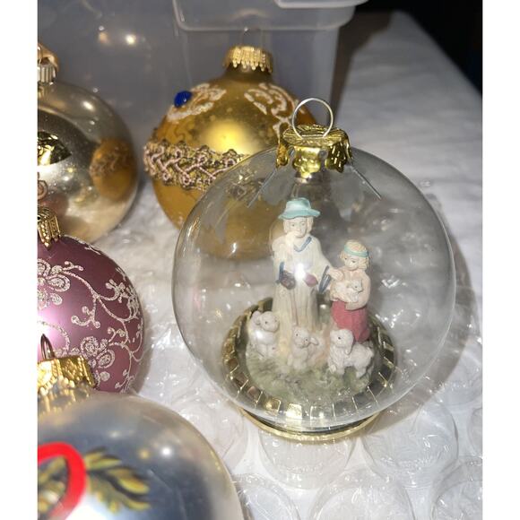 Vintage Stunning Embellished Hand painted Blown Glass Christmas Ornaments #30 - Picture 2 of 12